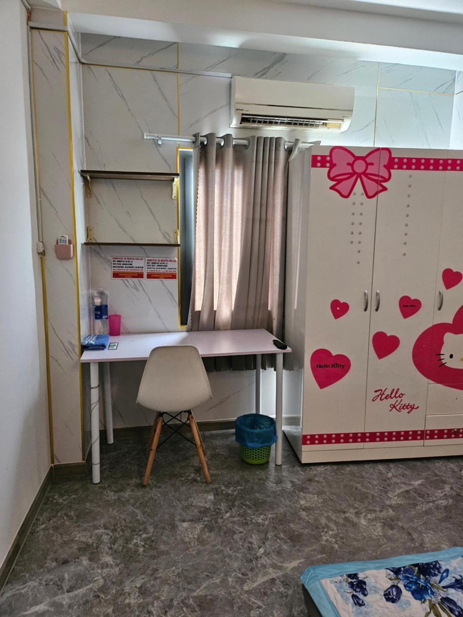 Homestay 26 Nguyen Van Lac Ho Chi Minh-staden Exteriör bild